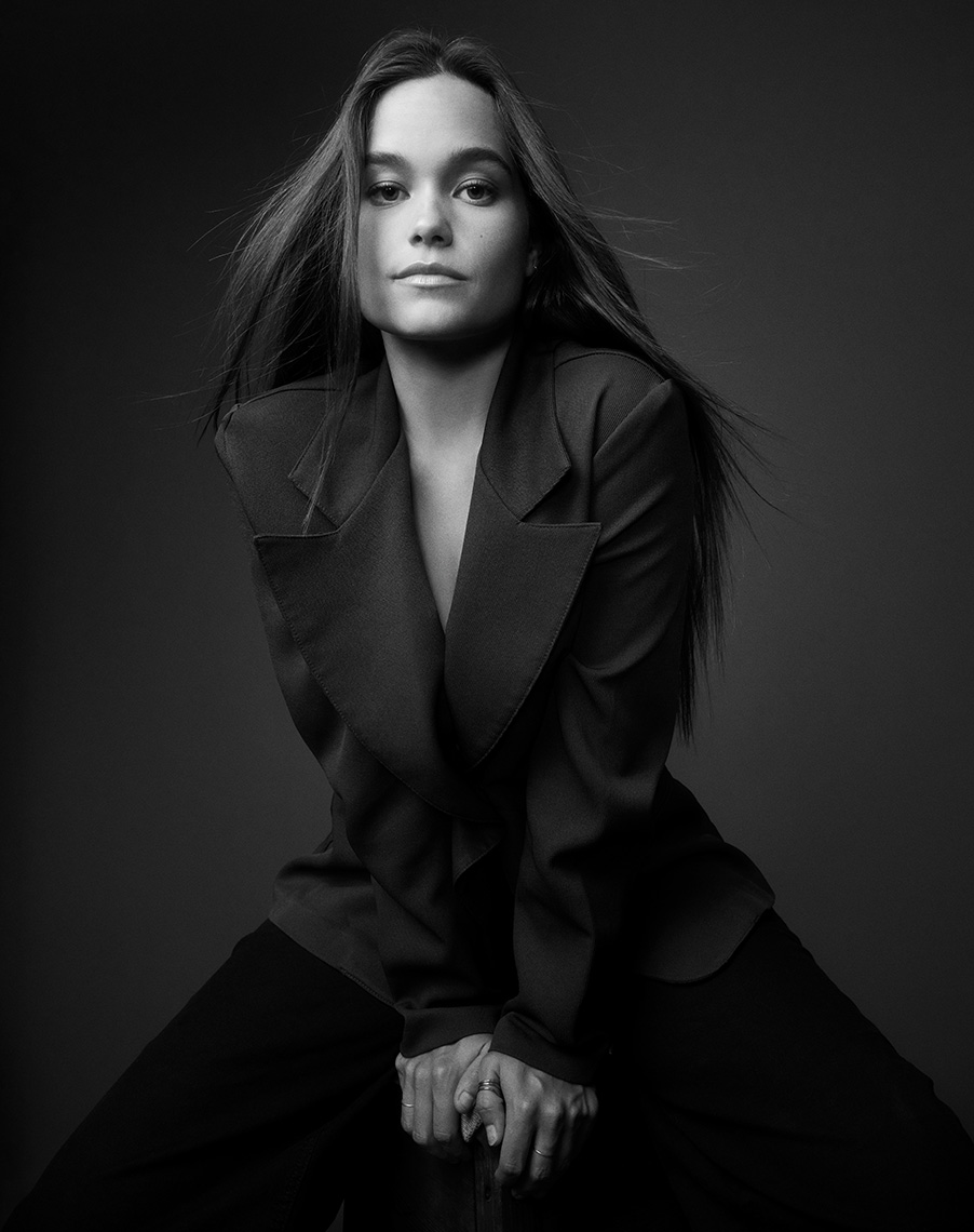 Hale_StudioGray_07_SarahCatherineHook_0388_bw