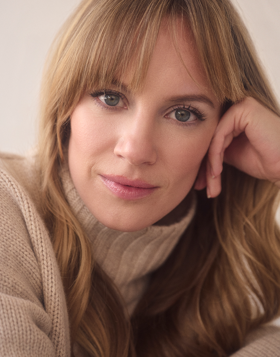 headshot1